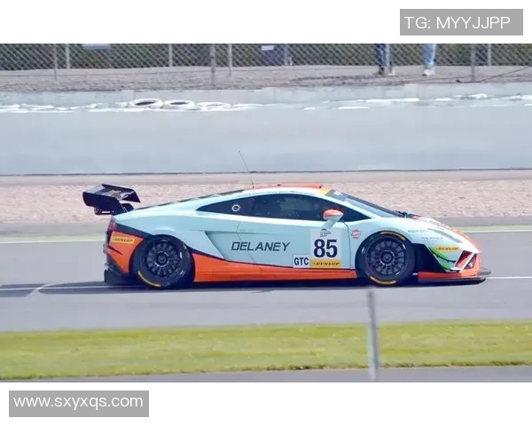 罗斯伯格的赛车传奇：从冠军之路到退役后的新生活探索